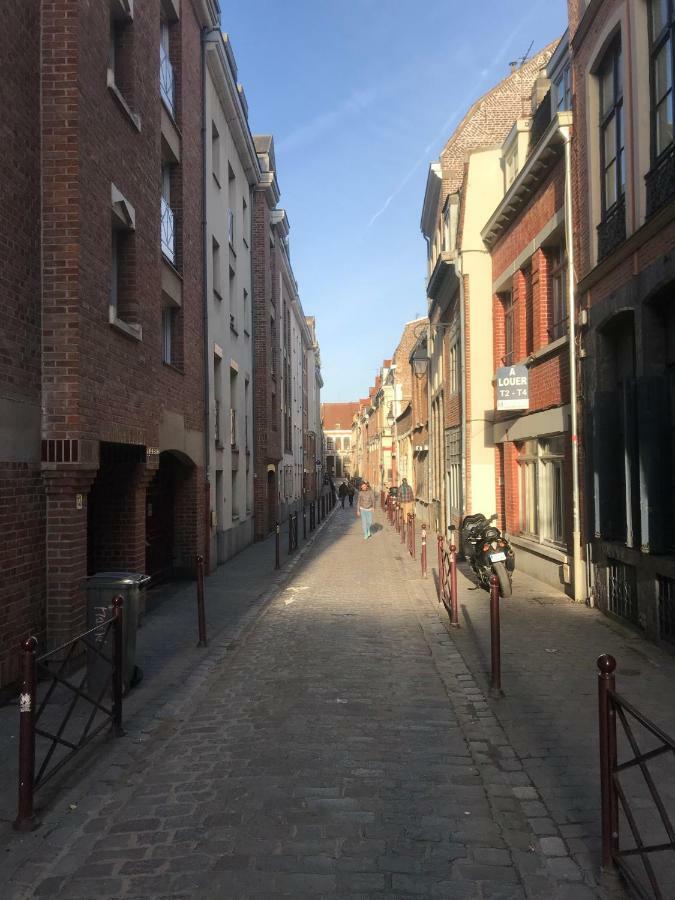 Charmant Appartement Au Coeur Du Vieux Lille Exteriör bild
