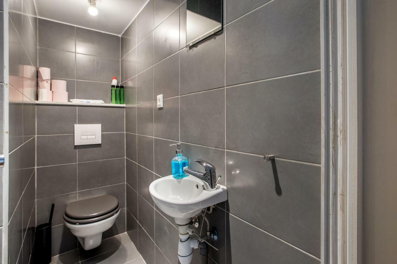 Charmant Appartement Au Coeur Du Vieux Lille Exteriör bild